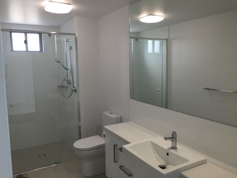 401/2 Victoria Parade, Rockhampton City QLD 4700